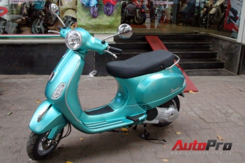 Giá Xe Piaggio Vespa LX 3V i.e (150cc) - KHOA HỌC